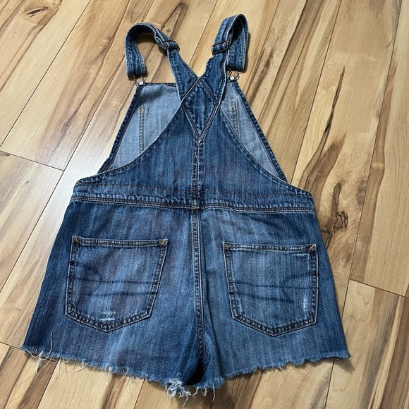 American Eagle Women's XS/S Raw Hem Overall Jean Shorts Denim Shortails Tomgirl - Picture 7 of 7